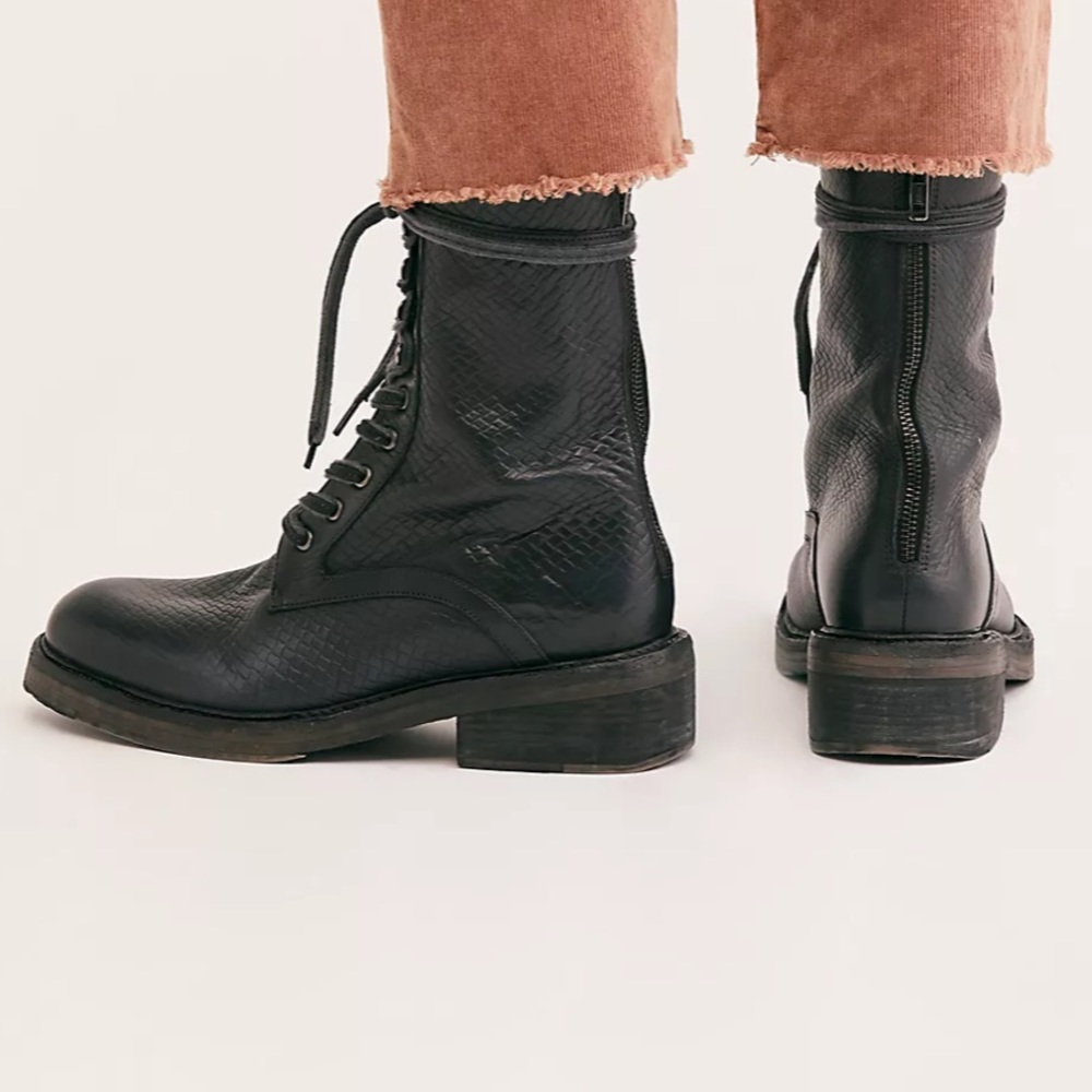 New in Box Free People Sante Fe Lace Up Boot Size 38